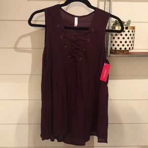 NWT Xhilerarion Burgundy Cross Top- Small